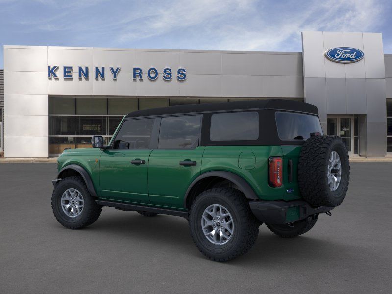 Vehicle image 10 of 40