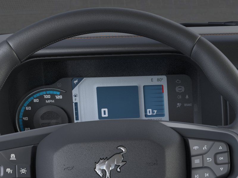 Vehicle image 18 of 40