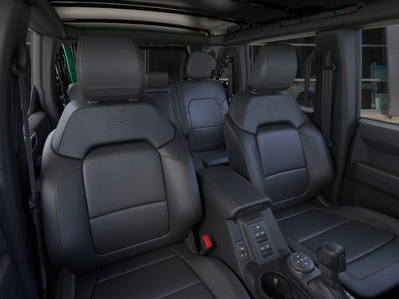 Vehicle image 15 of 40