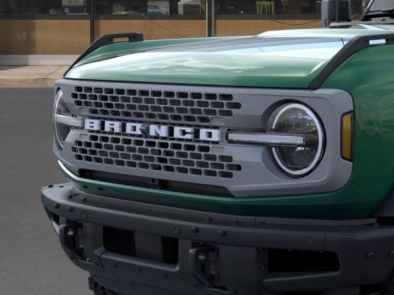 Vehicle image 24 of 40