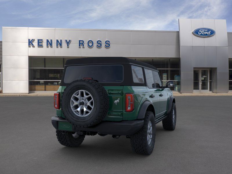 Vehicle image 9 of 40