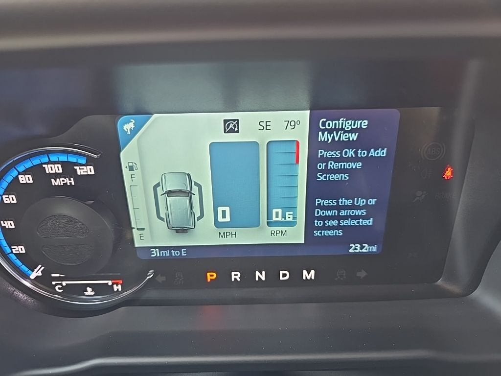 Vehicle image 37 of 40