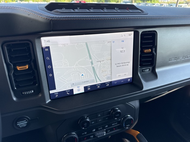 Vehicle image 12 of 18