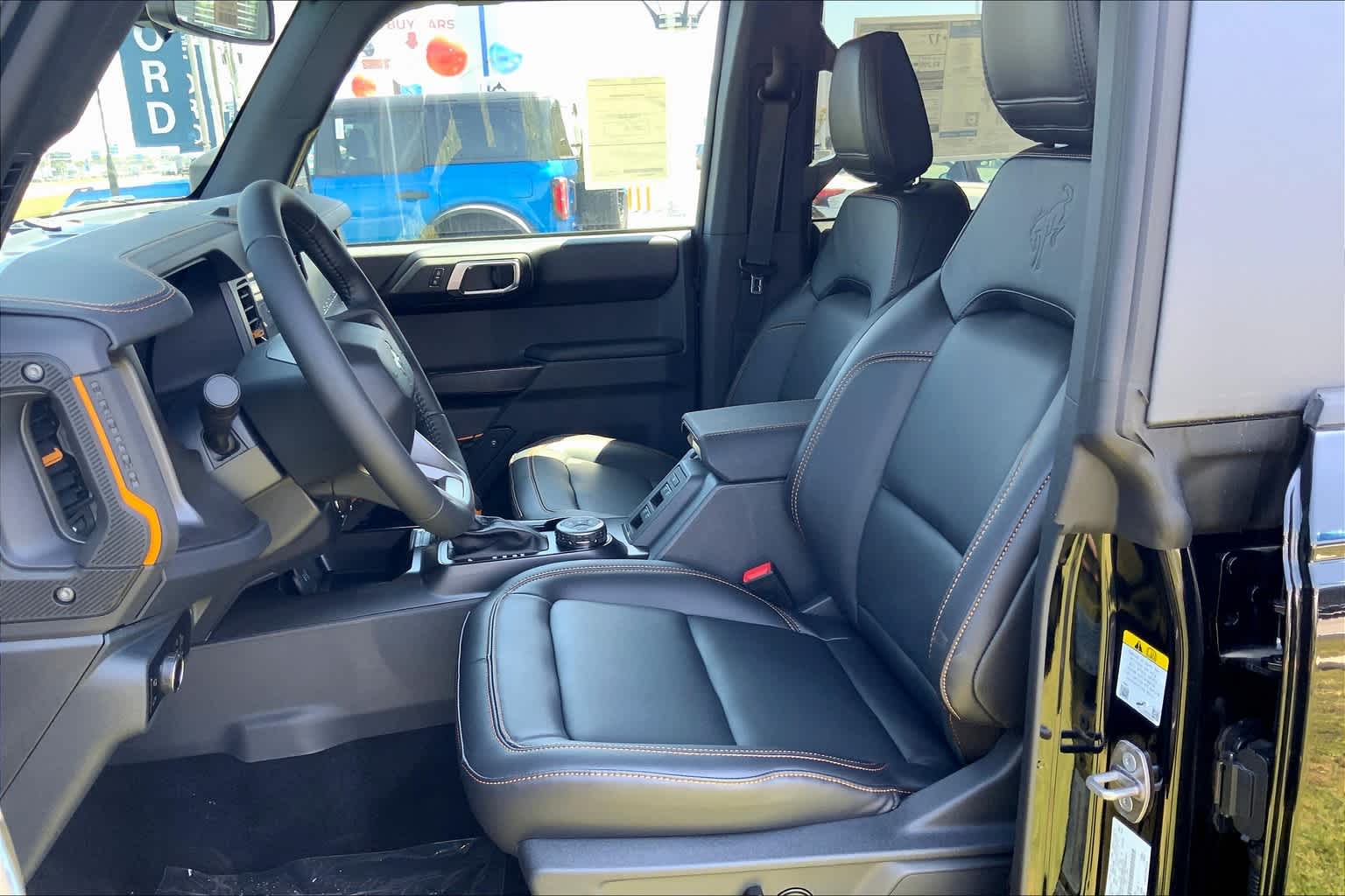 Vehicle image 9 of 16