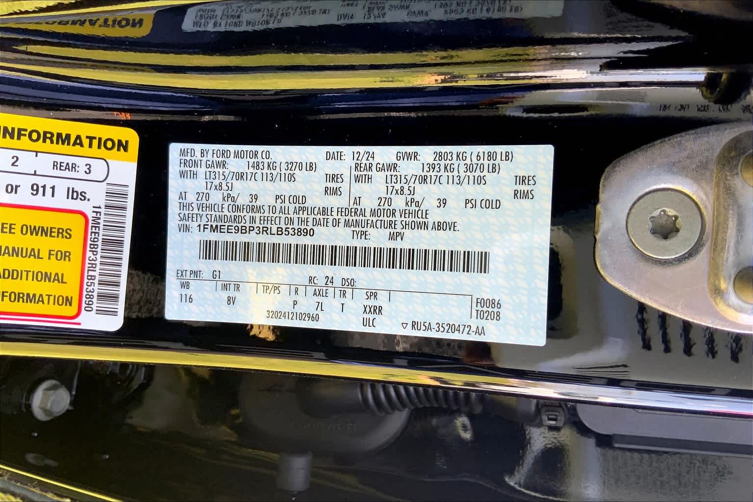 Vehicle image 15 of 16