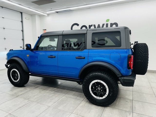 Vehicle image 7 of 43