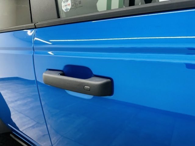 Vehicle image 12 of 43