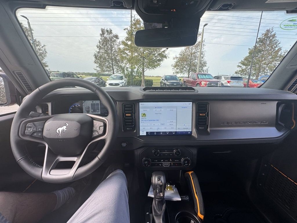 Vehicle image 9 of 23