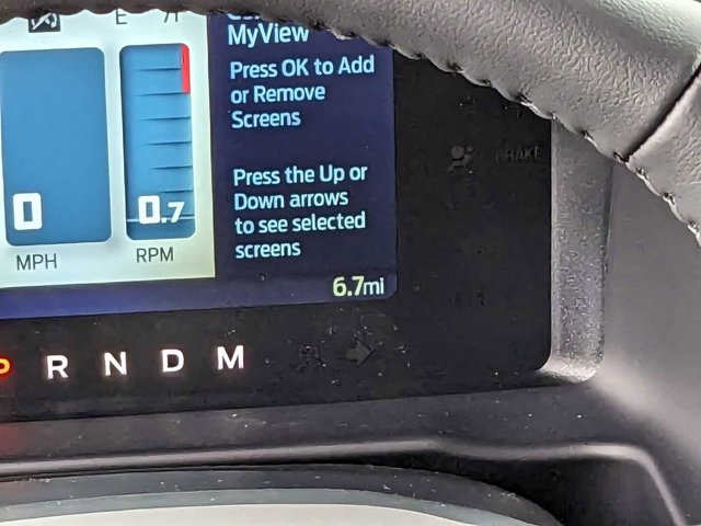 Vehicle image 18 of 36