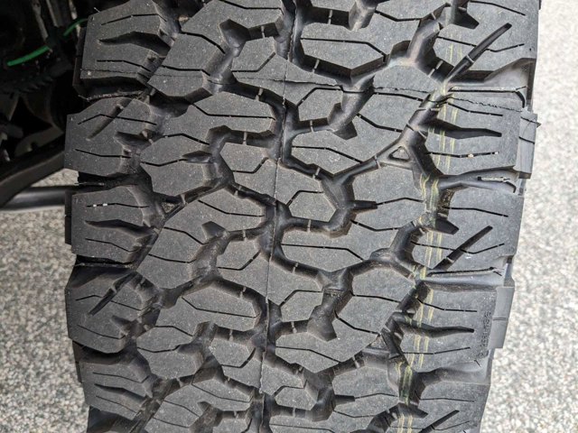 Vehicle image 11 of 36