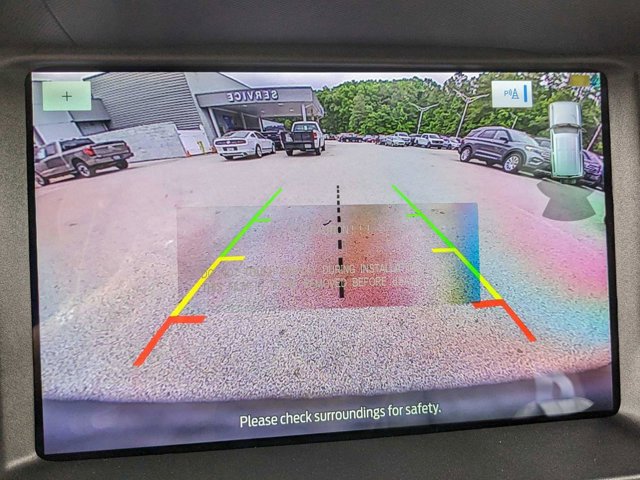 Vehicle image 21 of 36