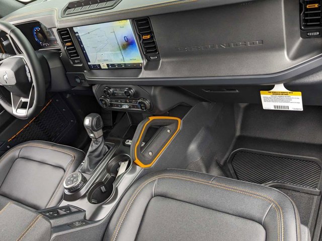 Vehicle image 34 of 36