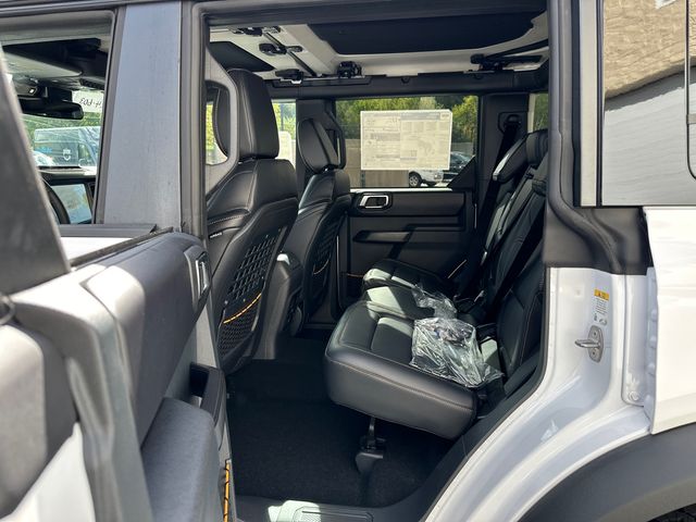 Vehicle image 13 of 31