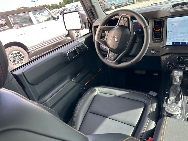 Vehicle image 15 of 31