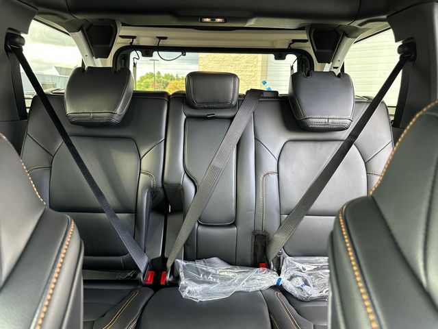 Vehicle image 12 of 31