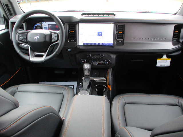 Vehicle image 24 of 25