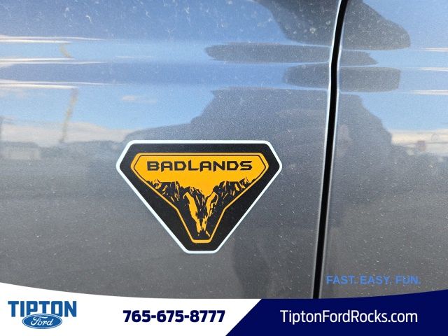 Vehicle image 21 of 42