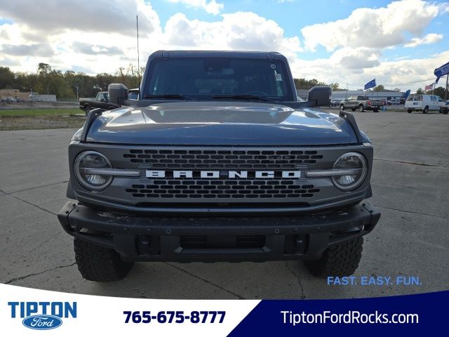 Vehicle image 4 of 42