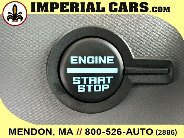 Vehicle image 18 of 22
