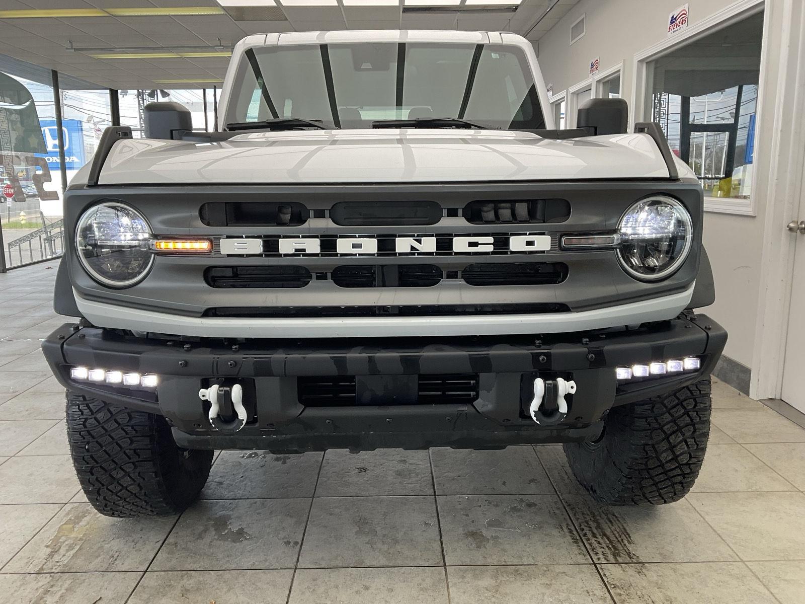 2024 Ford Bronco Big Bend Image 2 of 24