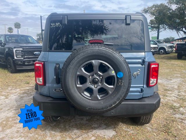 Vehicle image 23 of 24