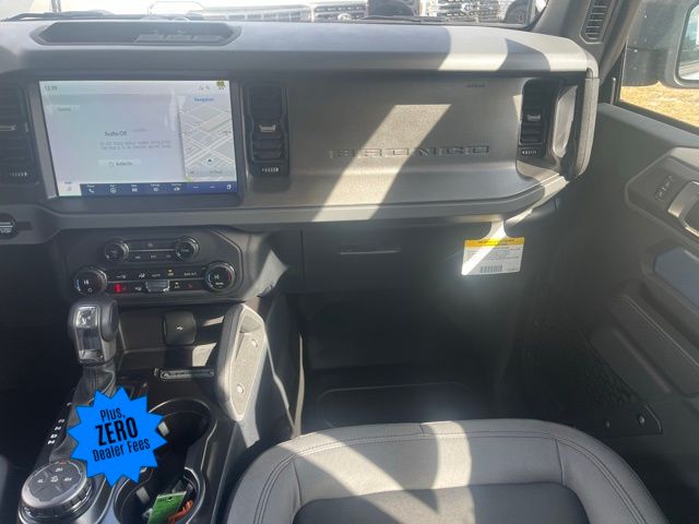 Vehicle image 13 of 24