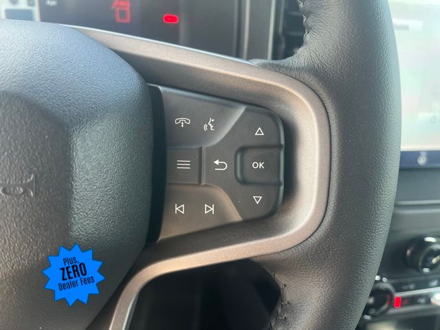 Vehicle image 20 of 24