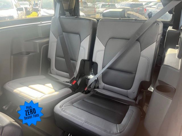 Vehicle image 9 of 24
