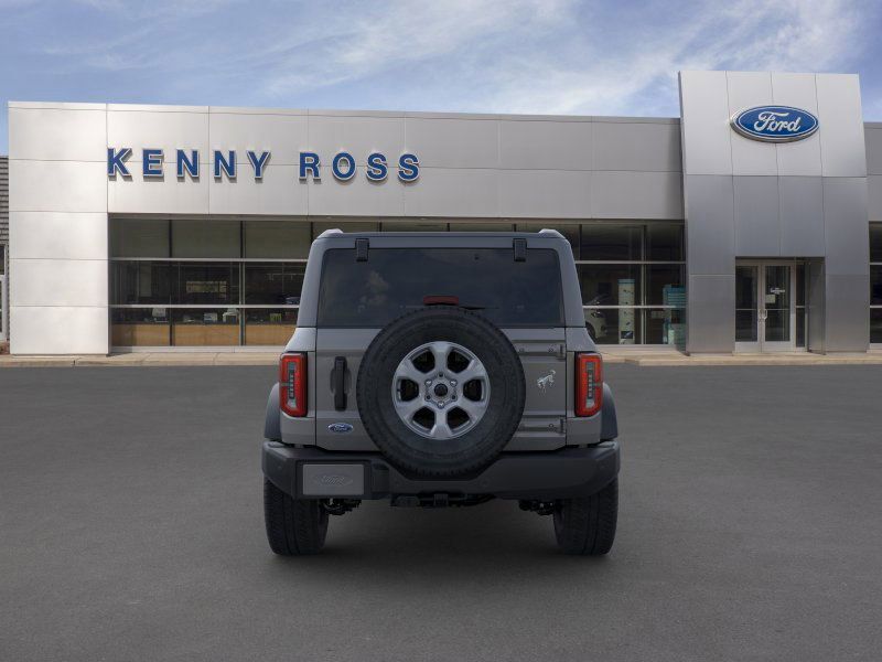 Vehicle image 6 of 26