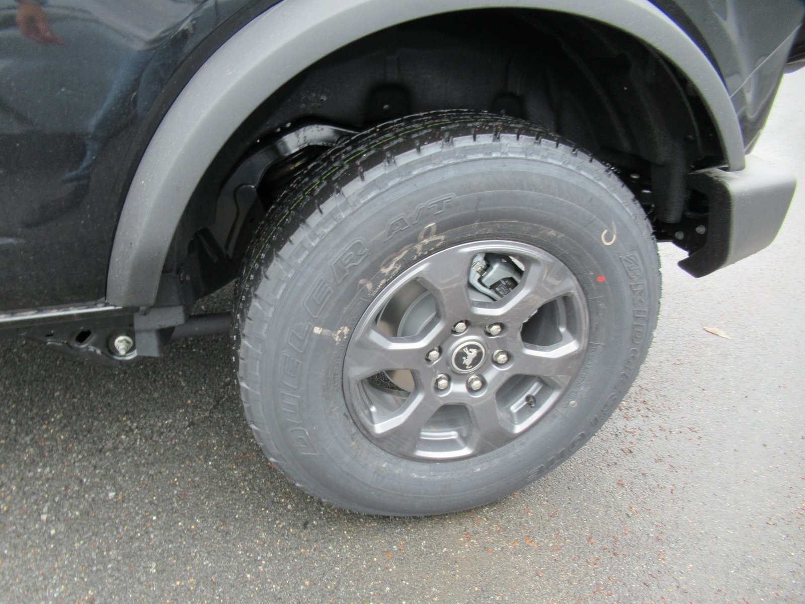 Vehicle image 13 of 26