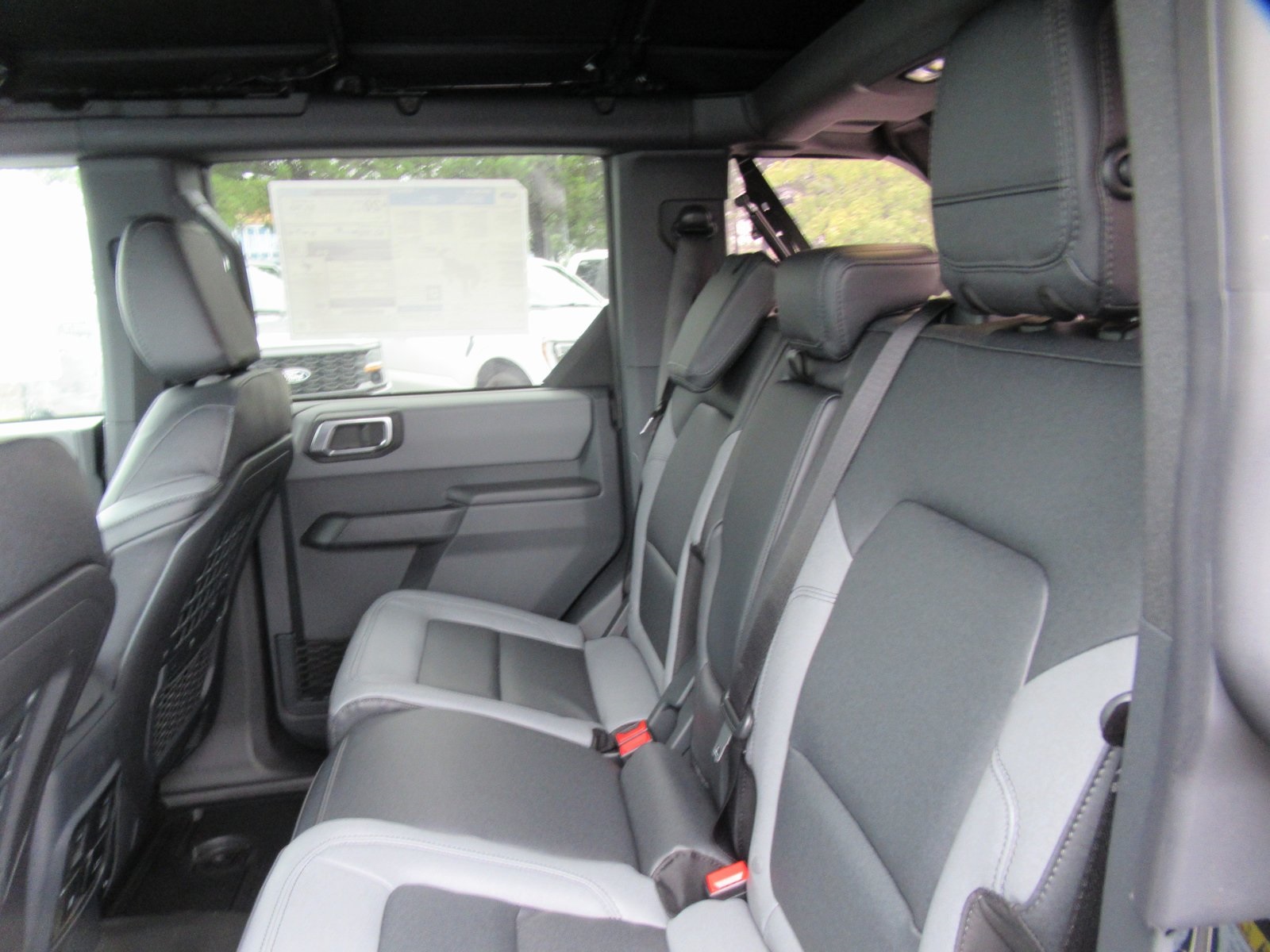 Vehicle image 23 of 26