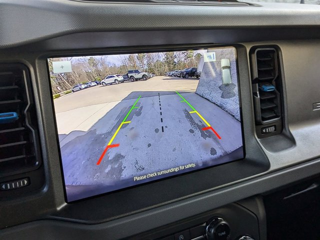 Vehicle image 23 of 35