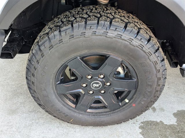 Vehicle image 10 of 35