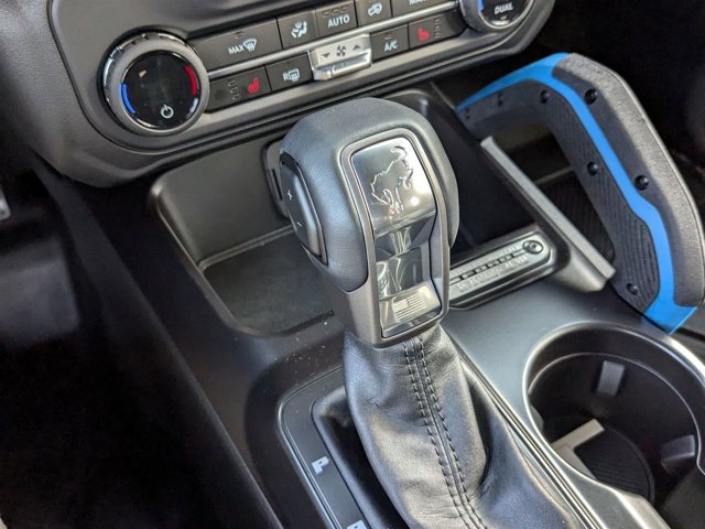 Vehicle image 26 of 35