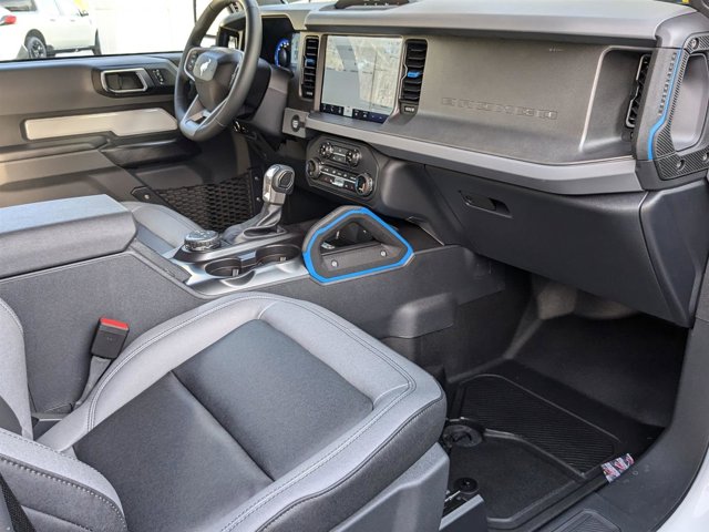Vehicle image 34 of 35
