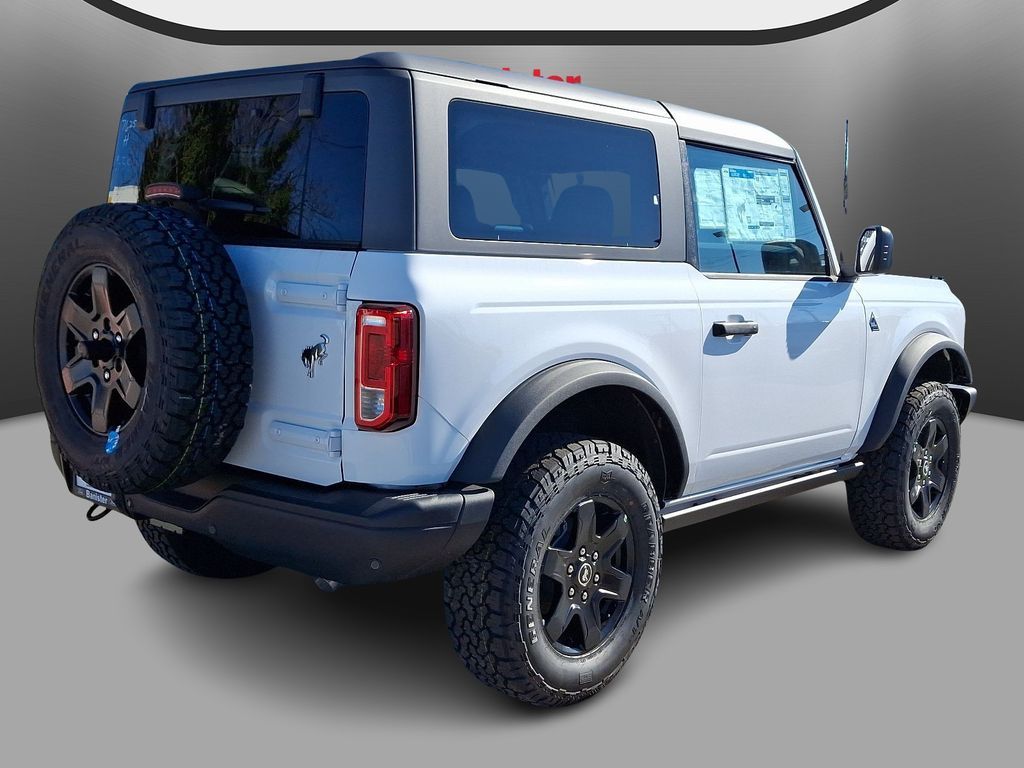 Vehicle image 3 of 10
