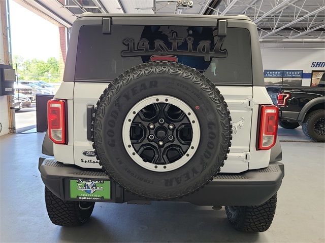 Vehicle image 10 of 38
