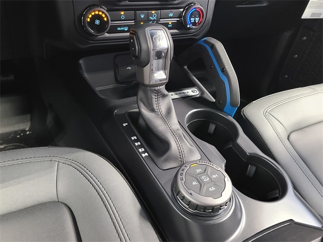Vehicle image 23 of 38