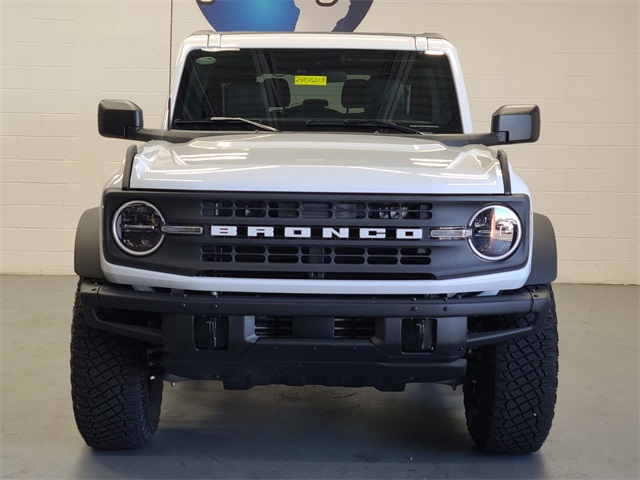 Vehicle image 2 of 38