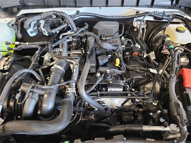 Vehicle image 36 of 38
