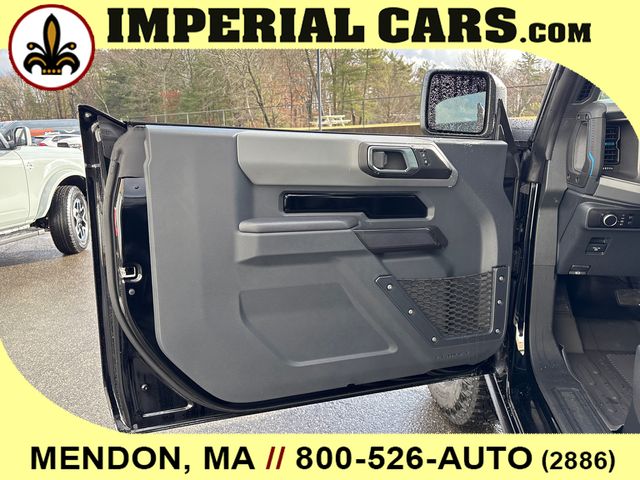 Vehicle image 25 of 26