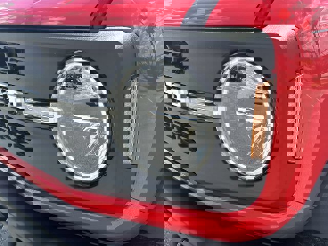 Vehicle image 27 of 31
