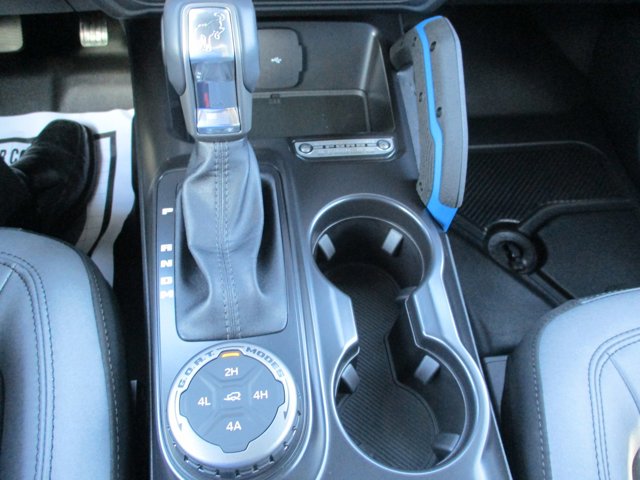 Vehicle image 14 of 22