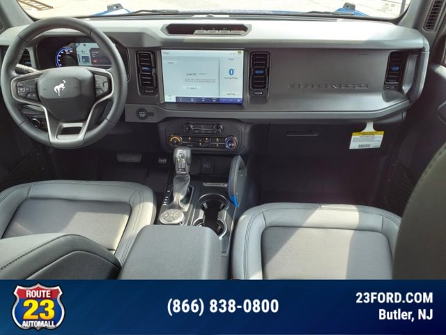 Vehicle image 7 of 15