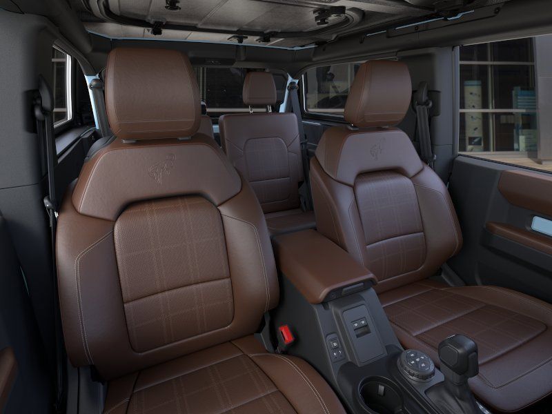 Vehicle image 15 of 41