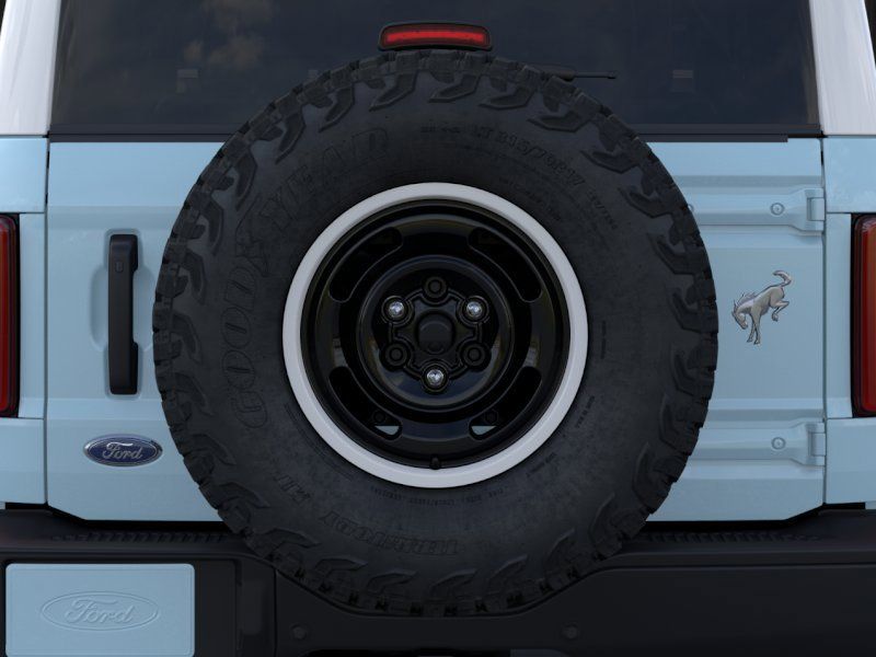 Vehicle image 29 of 41