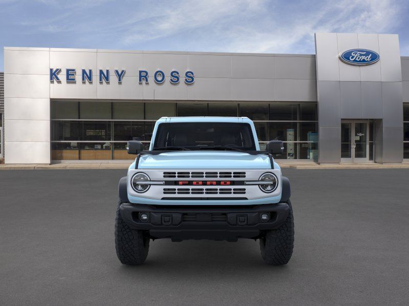 Vehicle image 4 of 41