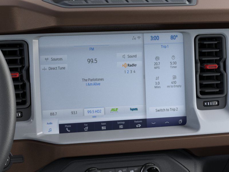 Vehicle image 20 of 41
