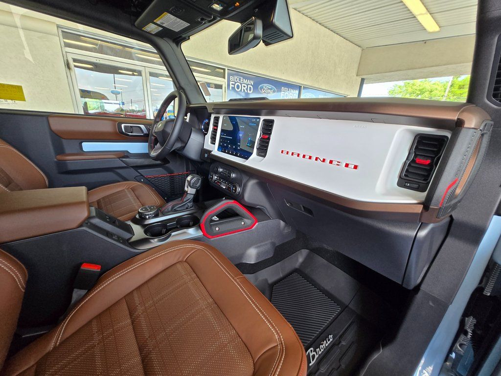 2024 Ford Bronco Heritage Limited Edition Image 12 of 28