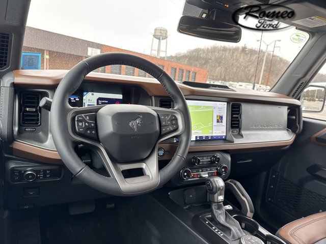 Vehicle image 18 of 36